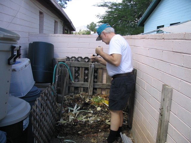 compost1-10/04.JPG