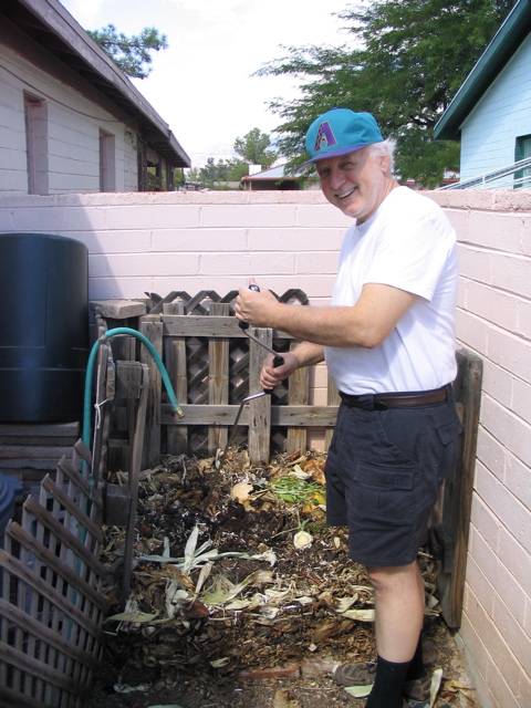 compost5-10/04.JPG